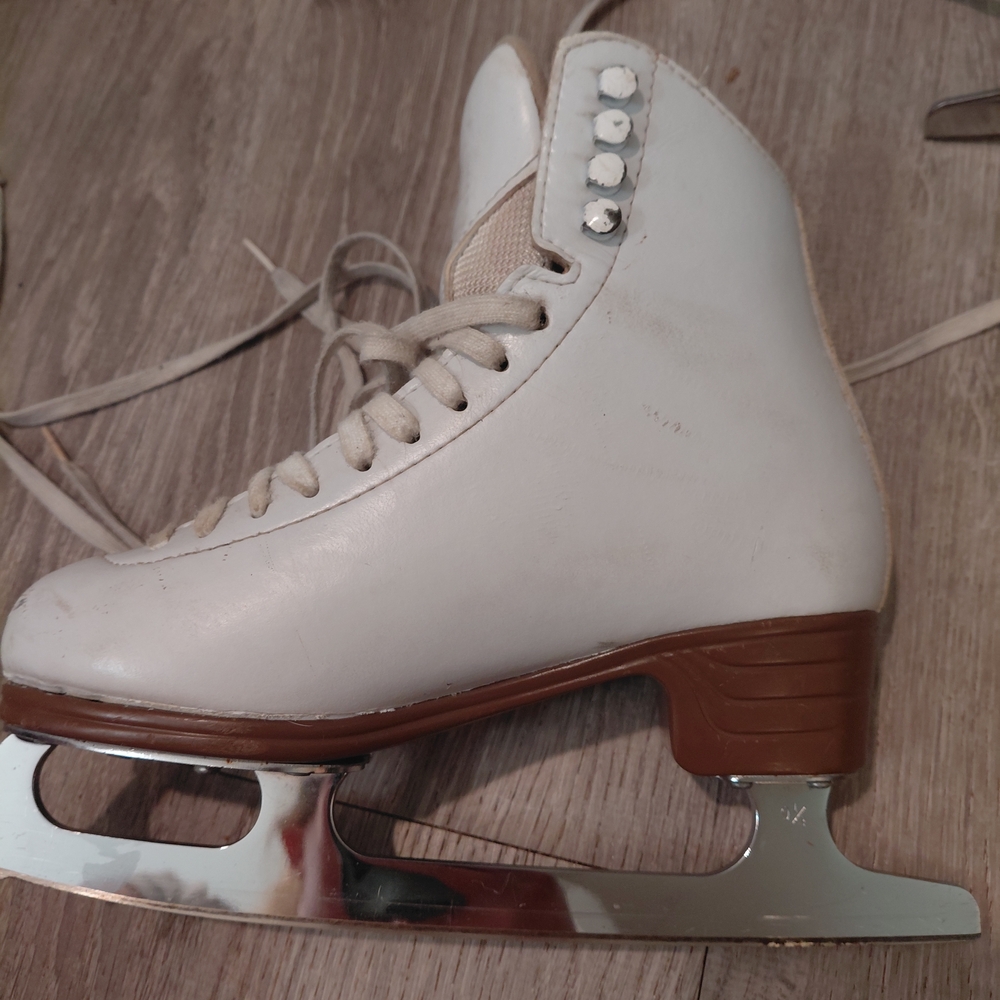 Jackson Classic White Ice Skates - Picture 4 of 8